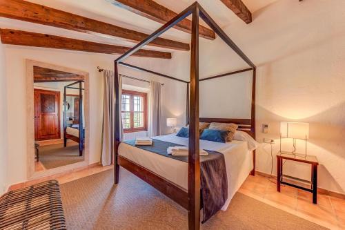 Posteľ alebo postele v izbe v ubytovaní Villa Font Xica Gran by Sealand Villas
