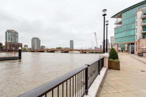 WelcomeStay Vauxhall St Georges Wharf 2 Bedroom Apartment