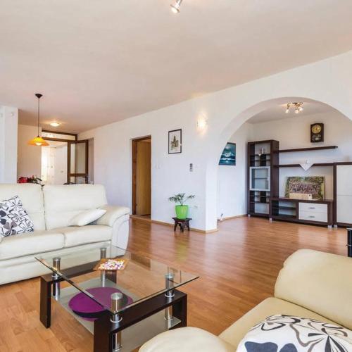 HOLIDAY HOUSE MARTINA