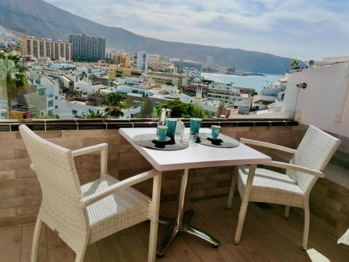 Sun & View Holiday Home
