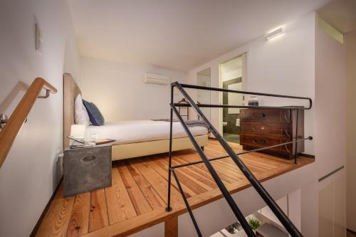 Condes de Azevedo Palace Apartments