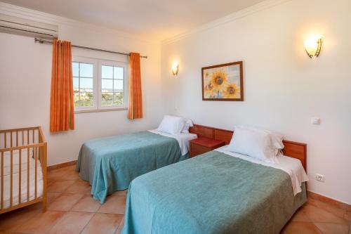 GR 2 X Private Villas Private Pools - Up to 20 Guests
