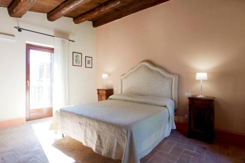 A bed or beds in a room at Authentic Villa Surrounded by Nature