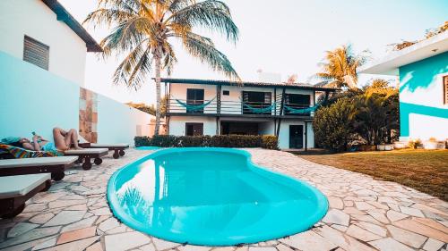 Bazén v ubytování Surfcamp Arara nebo v jeho okolí