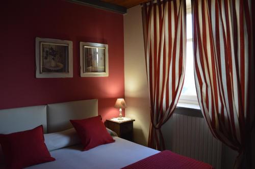 Gallery image of Agriturismo Cascina Rabalot in Diano dʼAlba