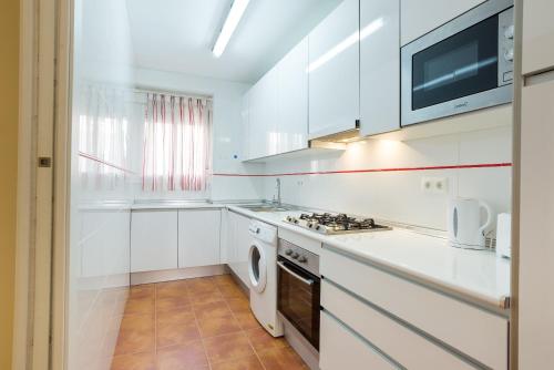 Alferez II by ELE Apartments