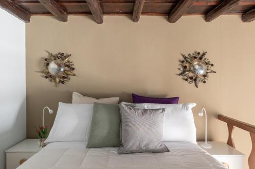 iFlat Pantheon Historic Two-Story Apartment