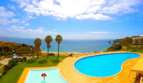 WOW SEA VIEW, 200mts to BEACH & 10 min To DOWNTOWN