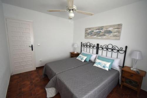 Postel nebo postele na pokoji v ubytování Villa Bonita en Aguilas Murcia con piscina privada