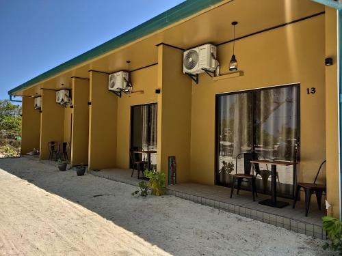 Crown Beach Villas – Photos 5