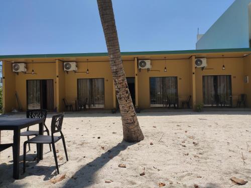 Crown Beach Villas – Photos 4