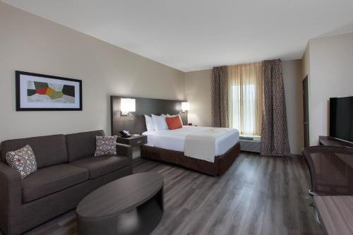 Gallery image of Hawthorn Suites By Wyndham Odessa in Odessa