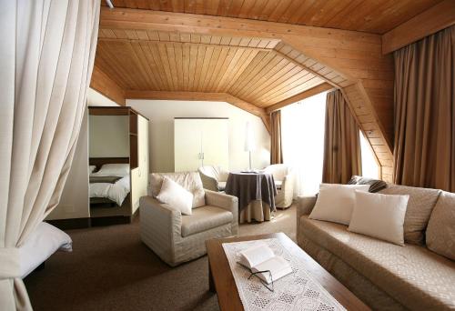 Posezení v ubytování Palace Hotel Wellness & Beauty
