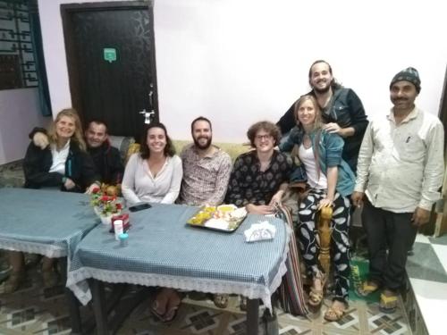 Επισκέπτες που μένουν στο Happy Homestay