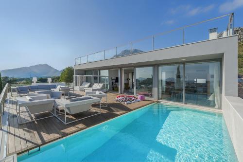 Luxury Villa Phoenix