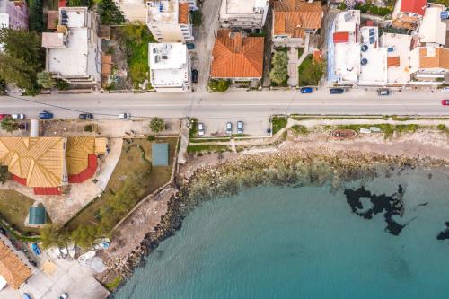 Mare Nostrum Seafront Apartment, by ZanteWize