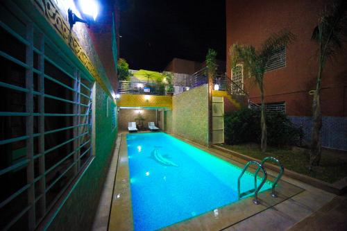 Swimming pool sa o malapit sa Riad Mimosa