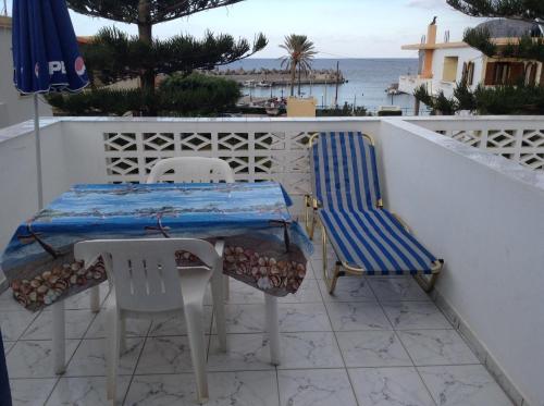 Foto dalla galleria di Villa Thalia a Milatos