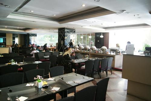 Restaurace v ubytování Tang Dynasty Hotel