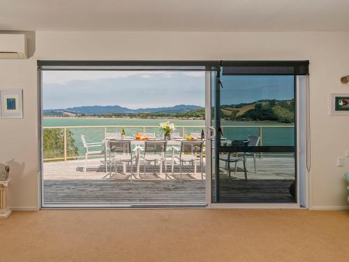 Seaview Serenity- Whitianga Holiday Home