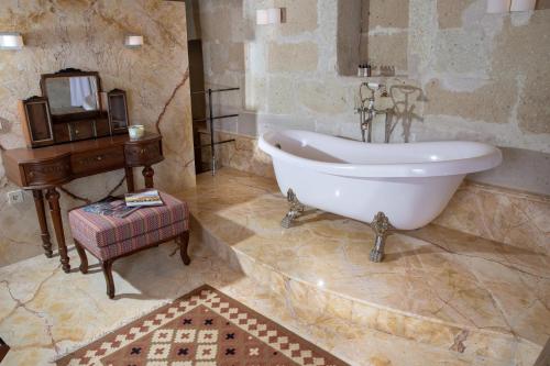 Ένα μπάνιο στο Exedra Cappadocia