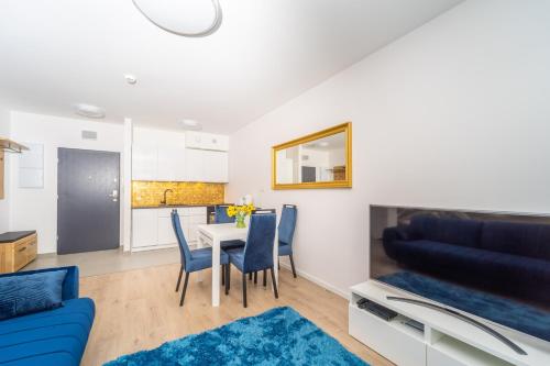 8th floor MK apartment