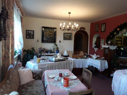 Ποτά στο Gästehaus "Gisela" im fürstlichen Fischhaus