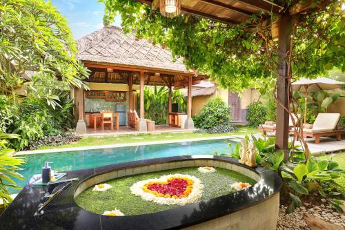 Ubud Nyuh Bali Resort & Spa — Pool view