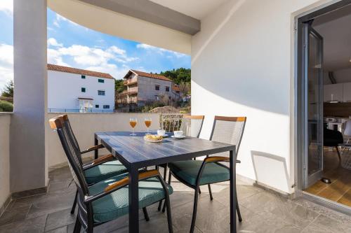 Balkón nebo terasa v ubytování Apartments Tanya