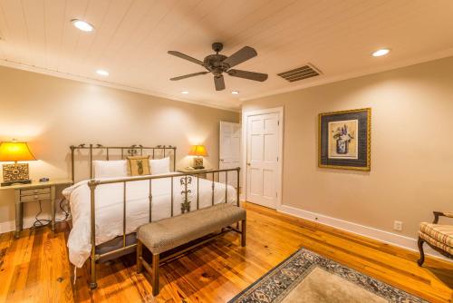 The Beaufort Inn – Photos 2