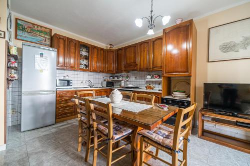 Dapur atau dapur kecil di Clara Vista Mare - Goelba