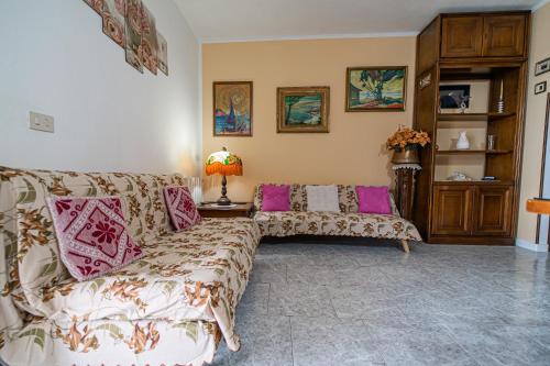 Ruang duduk di Clara Vista Mare - Goelba