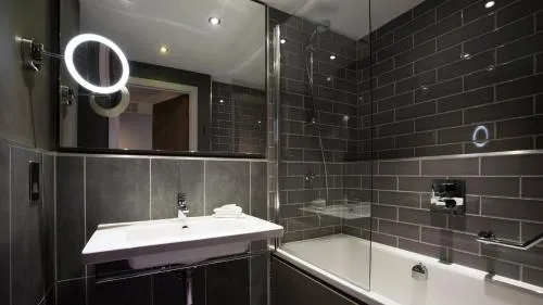 Holiday Inn Manchester - City Centre by IHG photo 15
