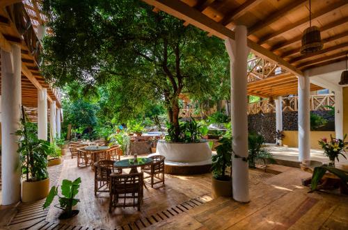 Κήπος έξω από το Carpe Diem Casitas & Villas Mazunte