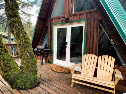 Rustic Redwood Retreat