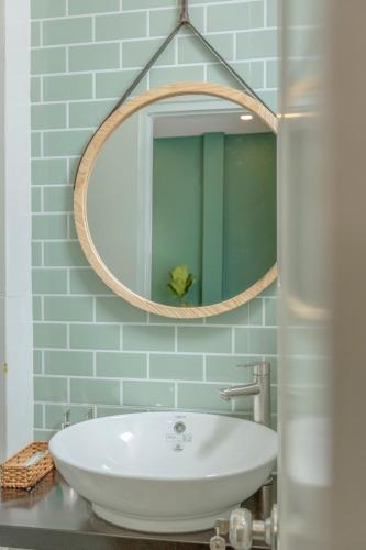 Un baño de Seven A Hotel