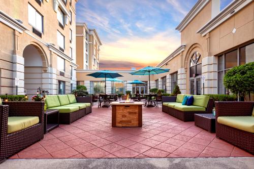 Holiday Inn Indianapolis North-Carmel, an IHG Hotel Image