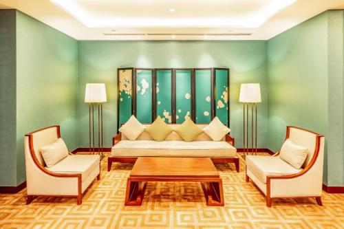Ruang duduk di Holiday Inn Neijiang Riverside by IHG