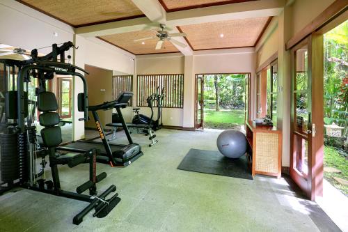 
The fitness center and/or fitness facilities at Ubud Nyuh Bali Resort & Spa
