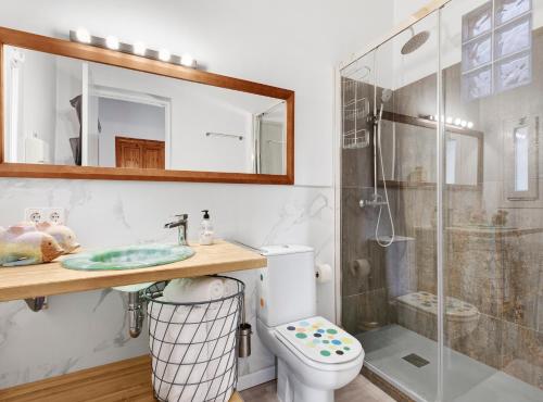 Bilik mandi di Villa Can Moya