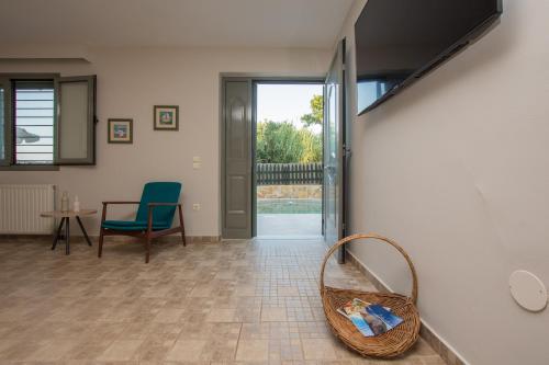 Gallery image of Golden Coast Boutique - Luxury Living in Kipseli