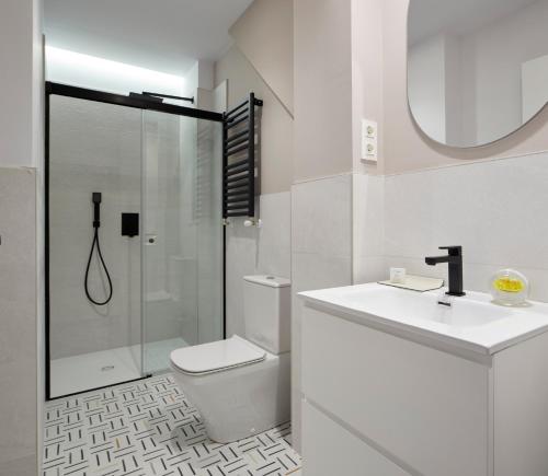 Kúpeľňa v ubytovaní Mayor Suite 3 by FeelFree Rentals