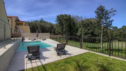 Luxury villa Mar with pool 200m from the beach and restaurants