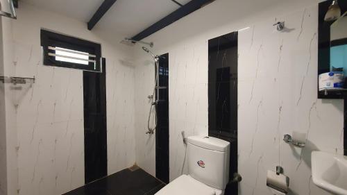 Gallery image of Bandulas Beach House in Hikkaduwa