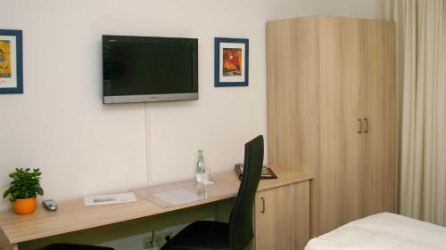 Hotel Occam Image