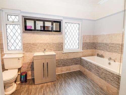 Kylpyhuone majoituspaikassa Glendalough