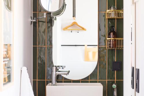 Un baño de Oru Hub Hotel Tallinn - Handwritten Collection
