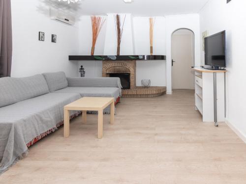 Villa 2 hab cerca piscina toboganes. wifi gratis, Denia ...