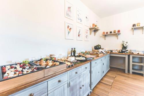 Mad på resortet eller i nærheden