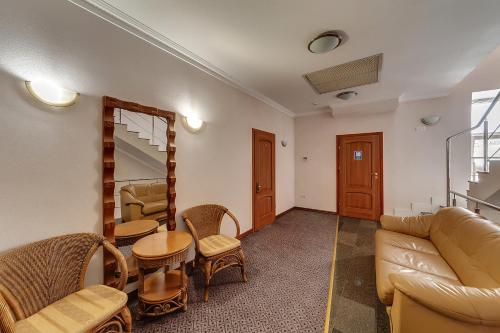 Predel za sedenje v nastanitvi Soborniy Hotel